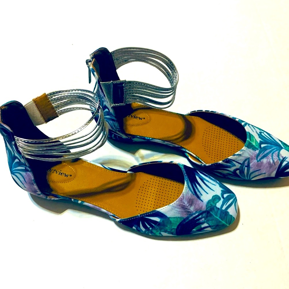 Green Floral Ankle Strap Flats Womens Size 12